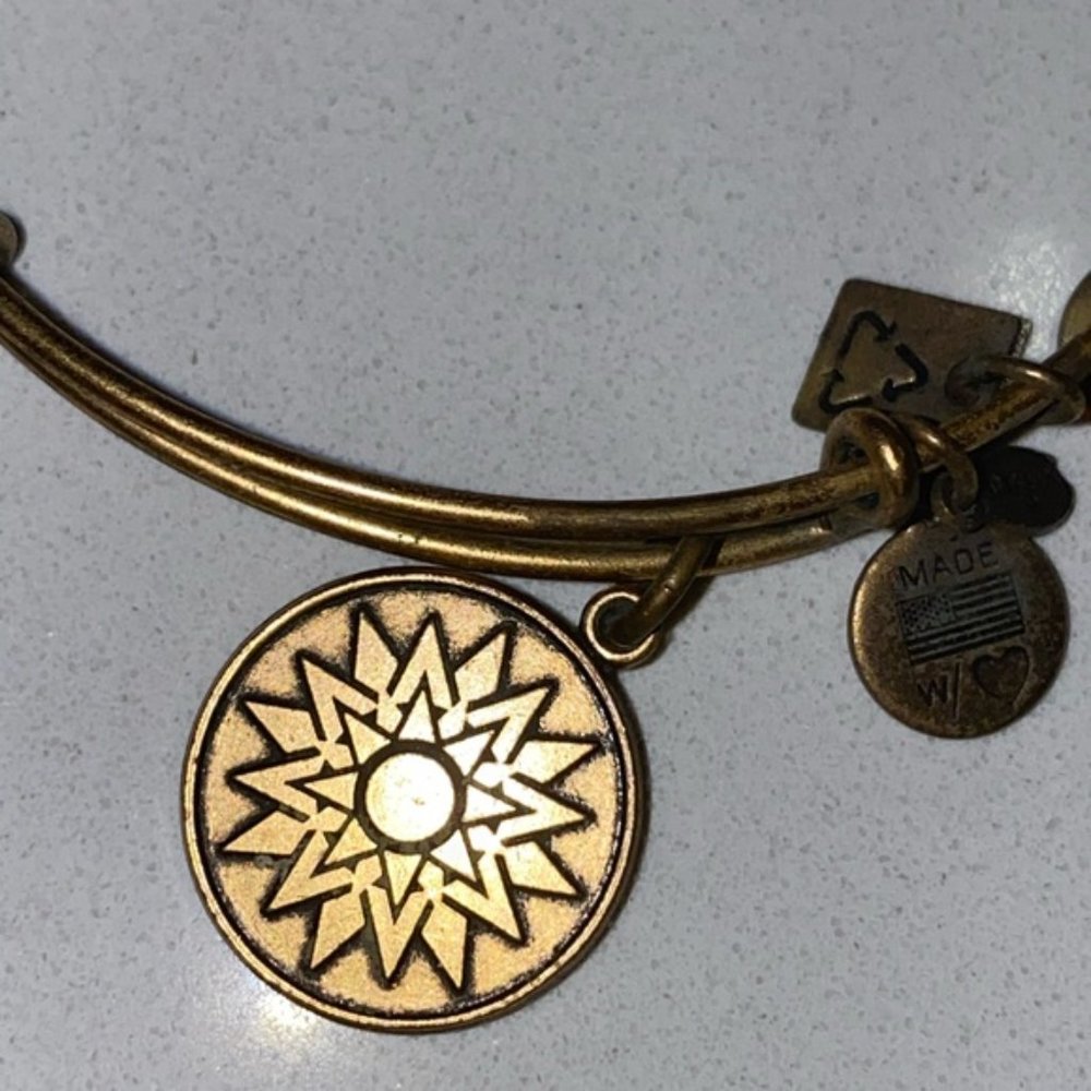 Alex and Ani Sun Bracelet - Picture 2 of 9